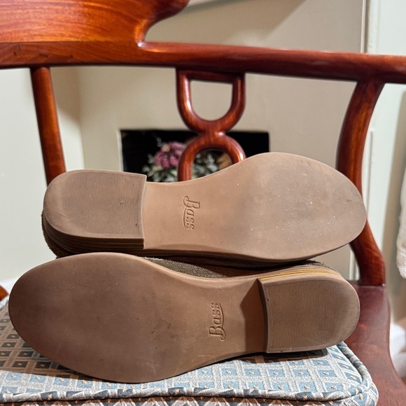 Preloved Great Condition Bass Suede Ankle Boots - Cynthia Brown - Picture 7 of 9